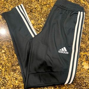Adidas joggers NWOT. Mens Small